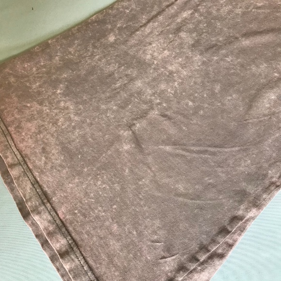 Miley Cyrus & Max Azria Pink & Gray Tee Shirt - Picture 7 of 7